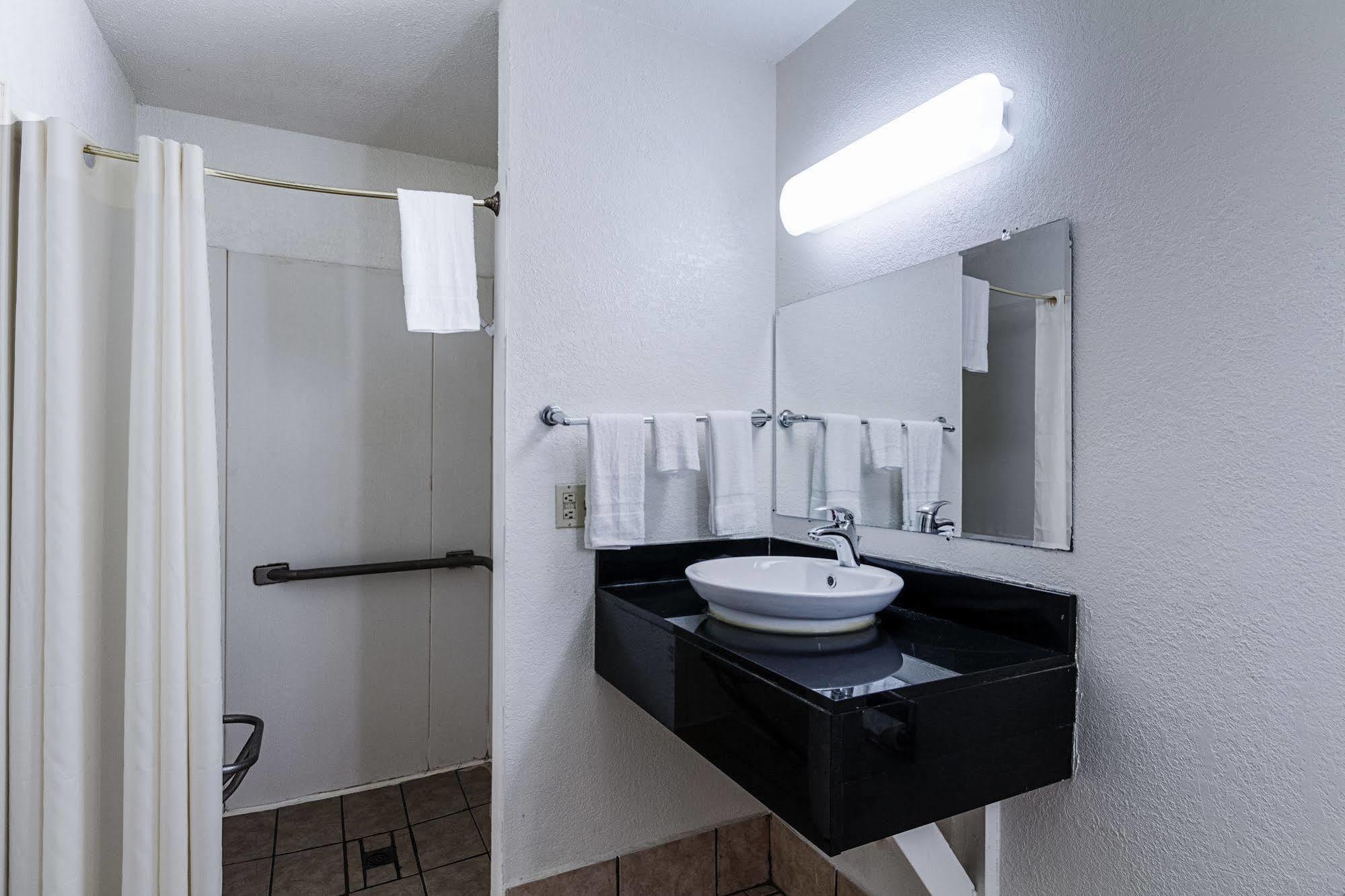 Motel 6-Oshkosh, Wi Екстериор снимка